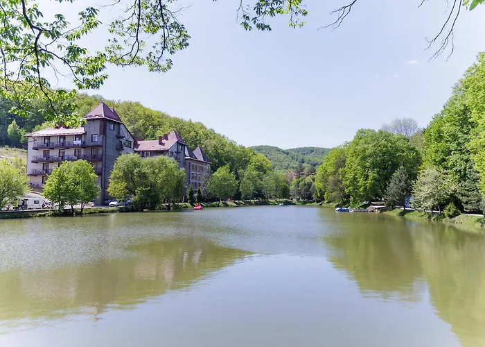 Ruta Resort PolyanaГотель